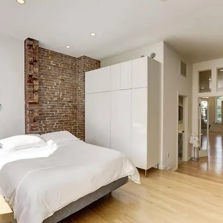 Lofty Dc Sanctuary Apartment Washington Exterior photo